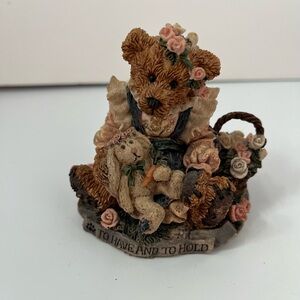 Boyds Bears & Friends "Bailey & Wixie..To Have And To Hold" Figurine Style #2017